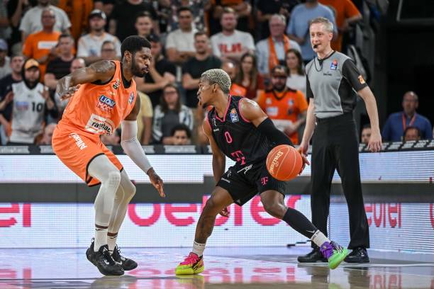 随着乒坛发 随着乒坛发