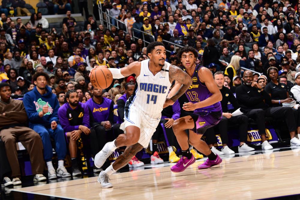 6分的领先 6分的领先